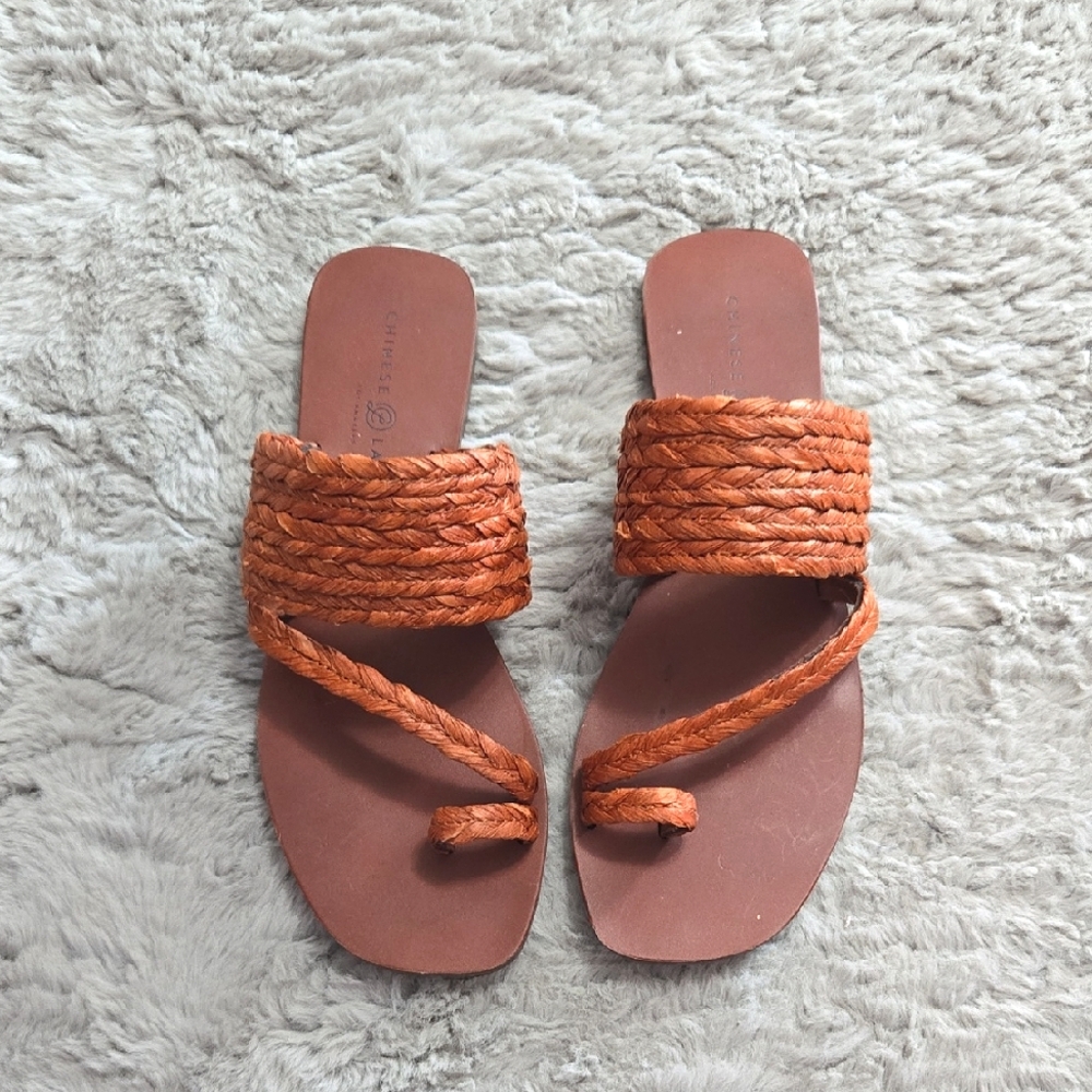 Chinese Laundry strap toe Brown Woven rattan summer Sandals size 7